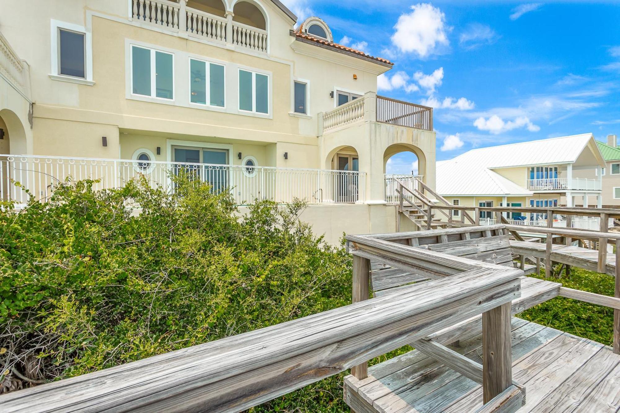 Plantation Palace St. George Island Exterior photo