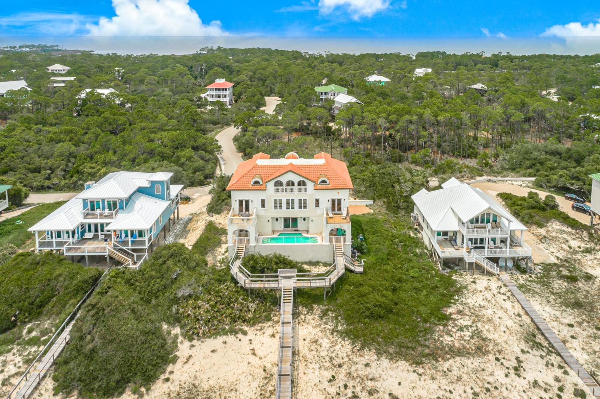 Plantation Palace St. George Island Exterior photo